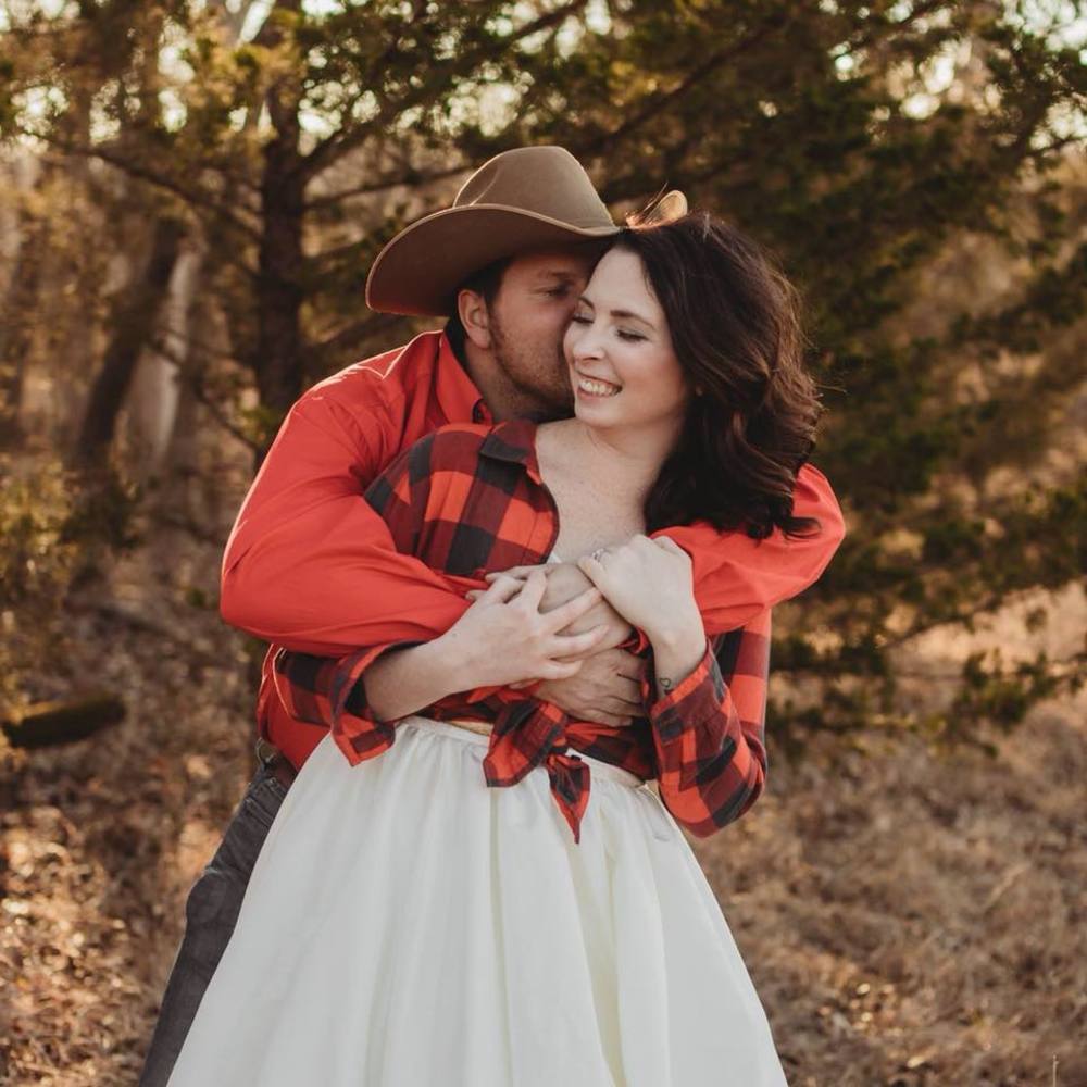 Meet your Posher, Hillary